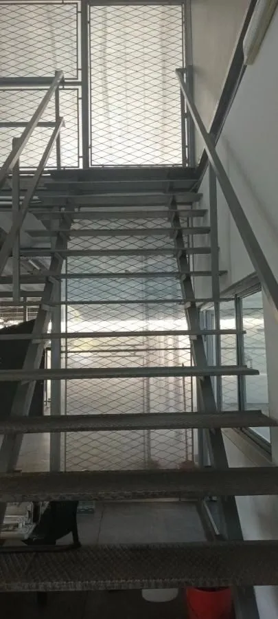 Rent, office space, 400m², Kneževac, Beograd