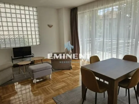 Izdavanje, trosoban stan, 76m², Neimar, Vračar Sve Podlokacije