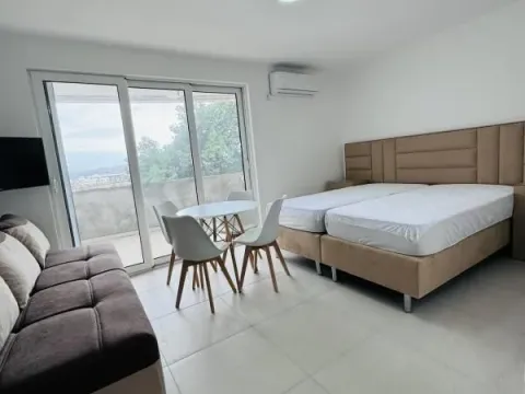 Rent, studio apartment, 25m², Šušanj, Bar - image 1