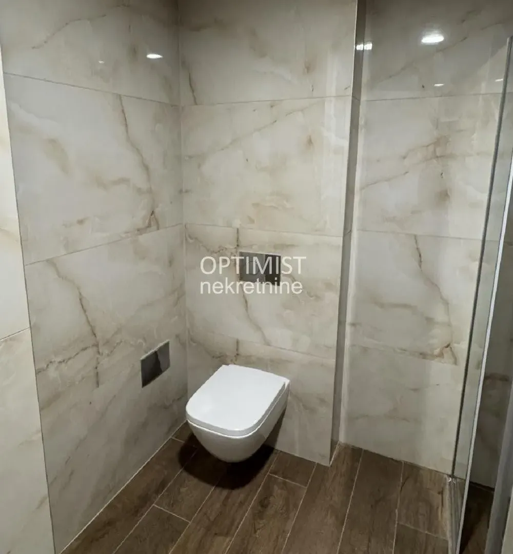 Sale, two bedroom apartment, 70m², Voždovac Sve Podlokacije, Beograd
