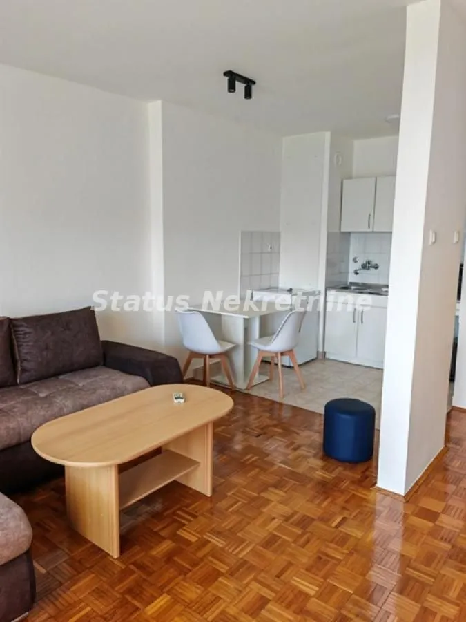 Rent, studio apartment, 33m², Novo naselje, Novi Sad