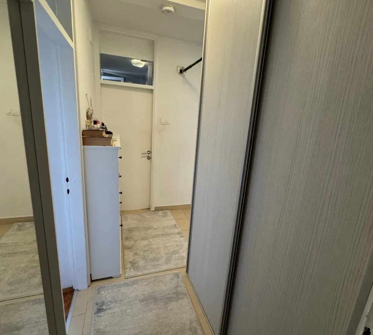 Prodaja, trosoban stan, 87m², Blok 6, Podgorica