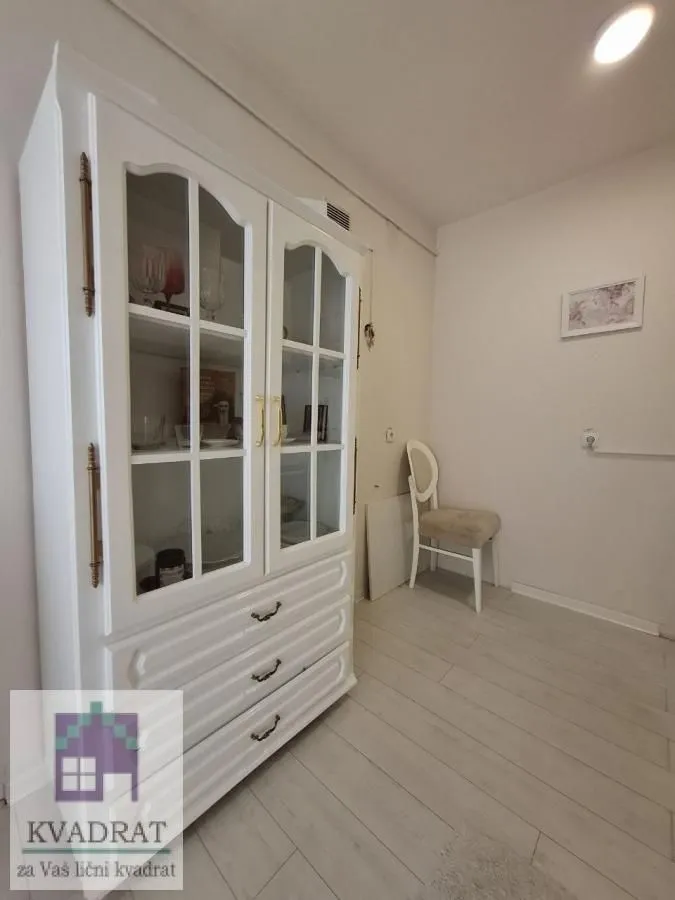 Prodaja, trosoban stan, 57m², Šabac, Srbija