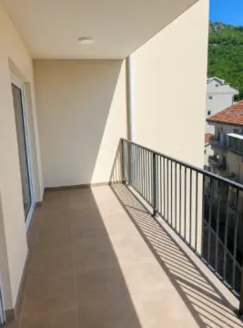 Sale, one bedroom apartment, 56m², Lazi, Budva - image 2