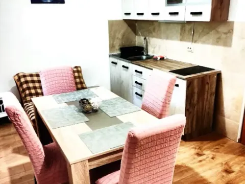 Rent, one bedroom apartment, 55m², Šušanj, Bar - image 7