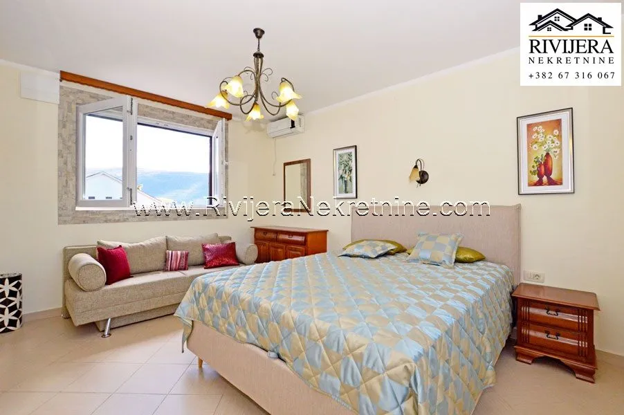 Prodaja, kuća, 114m², Zelenika, Herceg Novi