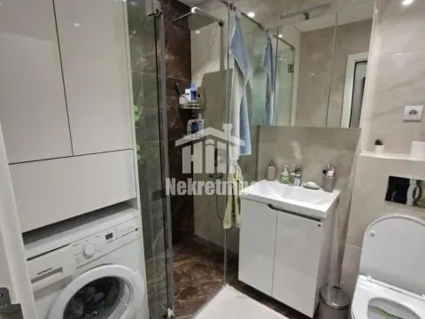 Prodaja, trosoban stan, 72m², Julino Brdo, Beograd - image 13