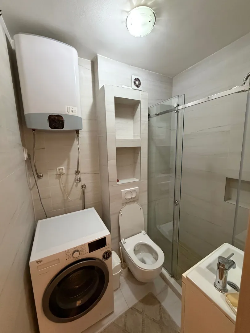 Prodaja, jednosoban stan, 53m², Stari Aerodrom, Podgorica