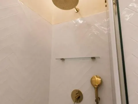 Izdavanje, četvorosoban stan, 135m², Sremska Kamenica, Petrovaradin - image 15