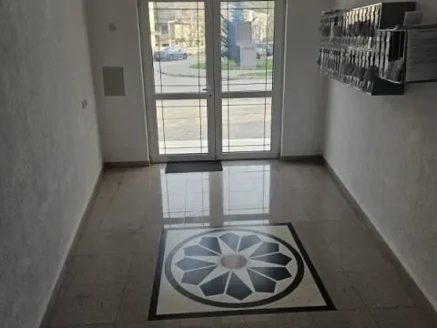 Sale, two bedroom apartment, 60m², Sutomore, Bar - image 10