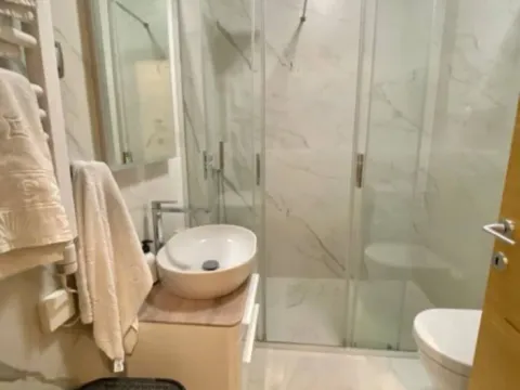 Izdavanje, jednosoban stan, 45m², Kod Capital Plaze, Podgorica - image 8