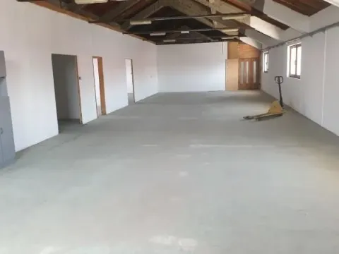 Izdavanje, poslovni prostor, 250m², Batajnica, Beograd - image 2