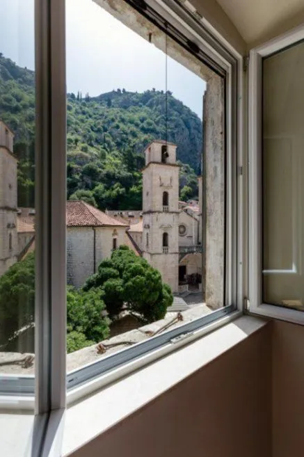 Prodaja, dvosoban stan, 62m², Stari Grad Kotor, Kotor