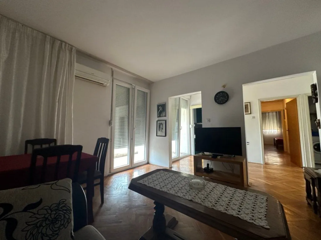 Rent, apartment, 80m², Centar, Budva