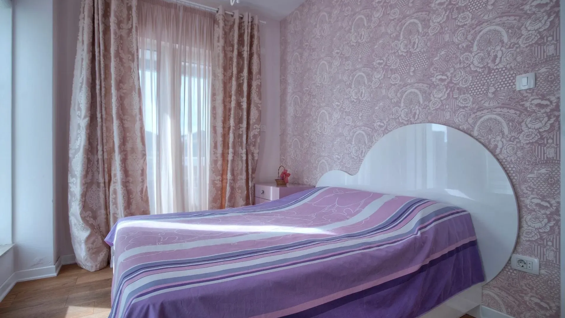 Prodaja, trosoban stan, 181m², Budva, Crna Gora