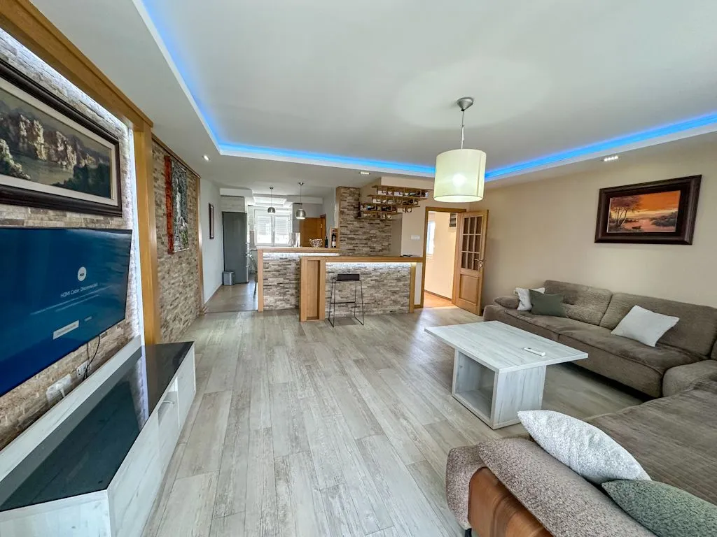 Rent, three bedroom apartment, 150m², Zabjelo, Podgorica
