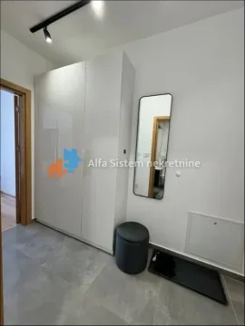 Sale, two bedroom apartment, 48m², Južni Bulevar, Vračar Sve Podlokacije - image 12
