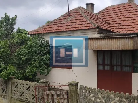 Sale, house, 47m², Brzan, Batočina