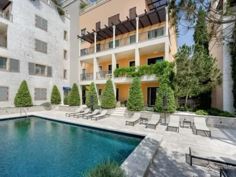 Prodaja, jednosoban stan, 117m², Porto Montenegro, Tivat - image 6