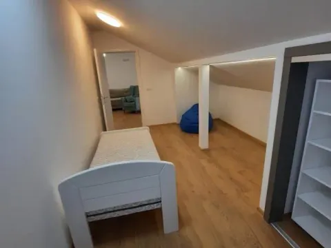 Izdavanje, dvosoban stan, 58m², Rupčine, Beograd - image 4