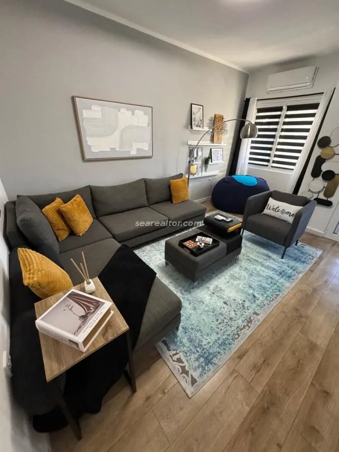 Izdavanje, jednosoban stan, 60m², Centar, Tivat
