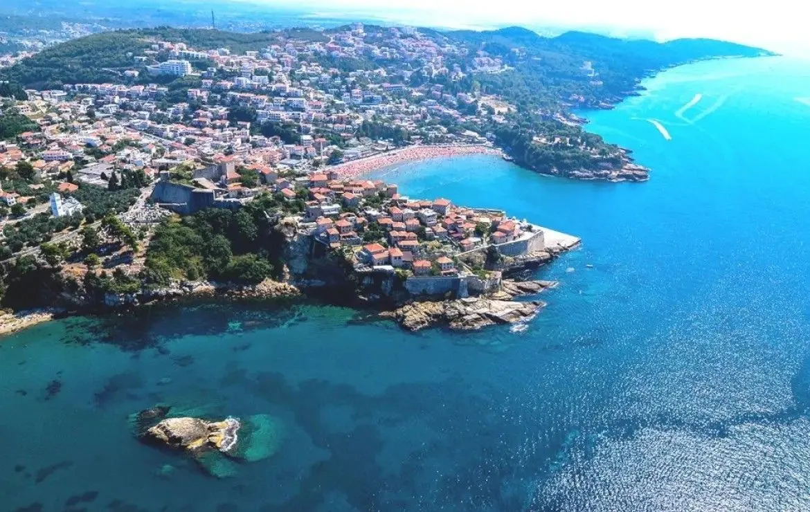 Prodaja, plac, 920m², Centar, Ulcinj