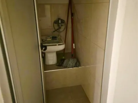 Izdavanje, poslovni prostor, 400m², Savski Venac, Beograd - image 20