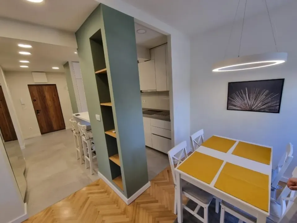 Rent, two bedroom apartment, 76m², Tivat, Crna Gora