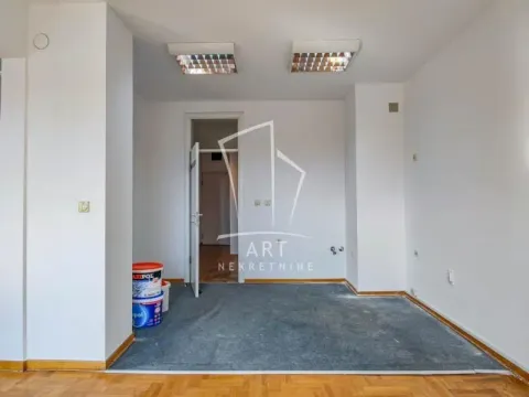 Prodaja, četvorosoban stan, 137m², Novi Beograd Blok 22, Novi Beograd Sve Podlokacije - image 18