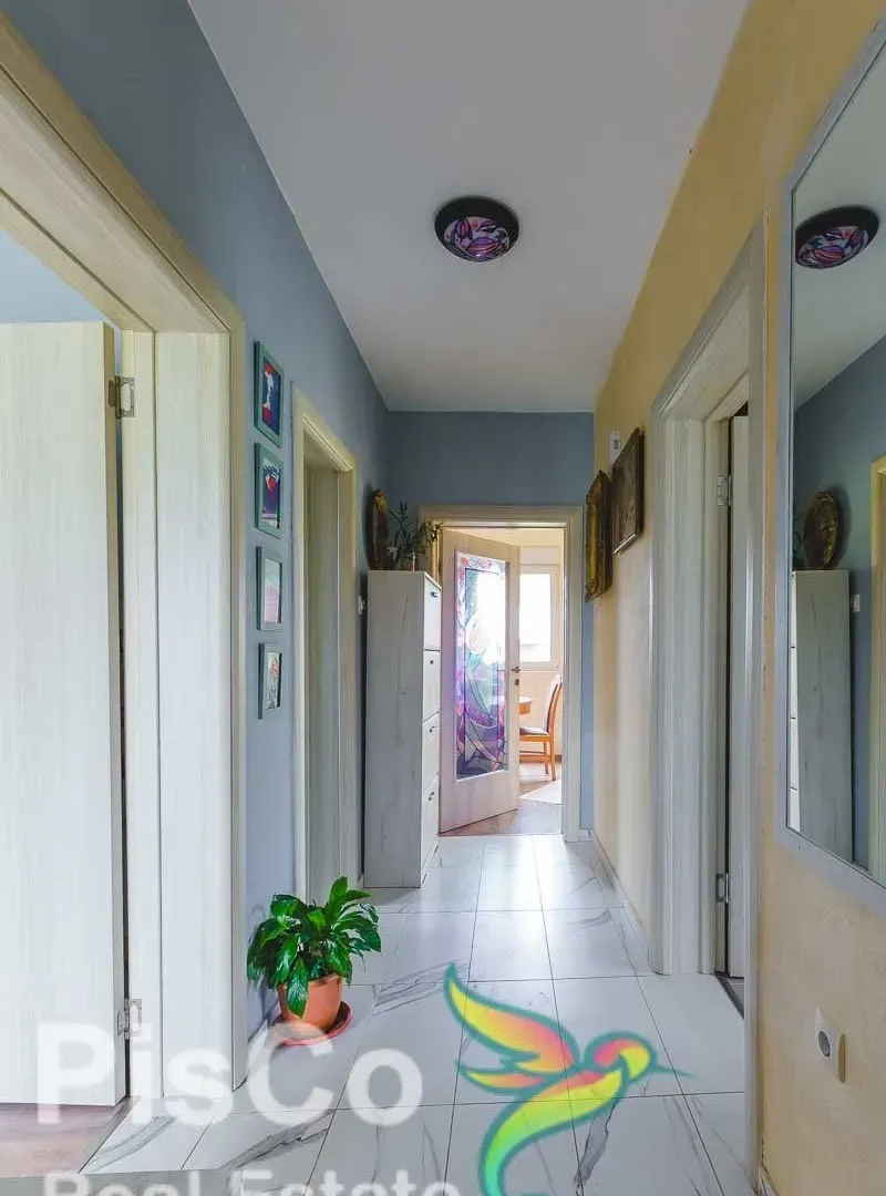 Prodaja, kuća, 170m², Donji Kokoti, Podgorica