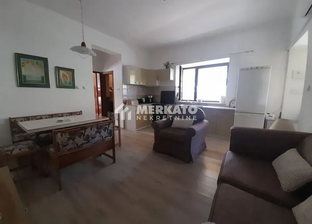 Izdavanje, kuća, 101m², Zrenjanin, Srbija