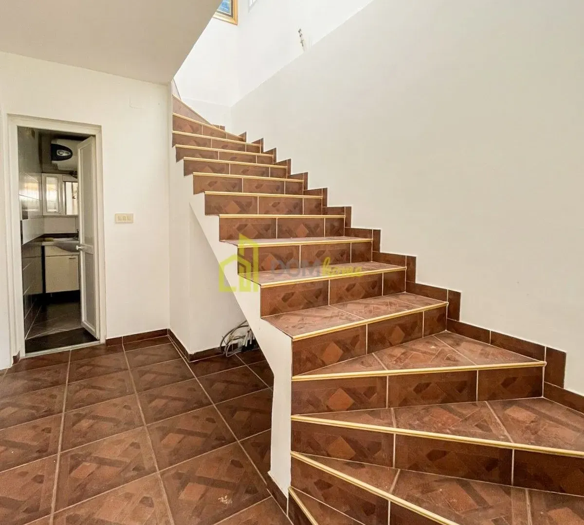 Sale, house, 128m², Centar, Bar
