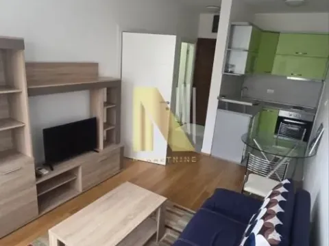 Izdavanje, jednosoban stan, 33m², Rotkvarija, Novi Sad Sve Podlokacije - image 3