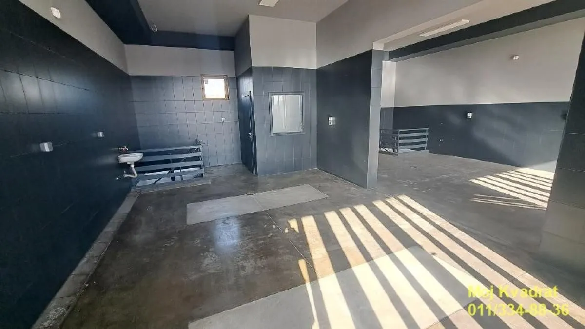 Rent, office space, 1212m², Pančevo, Srbija
