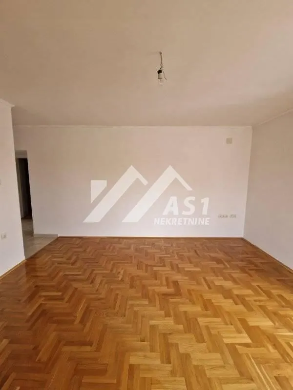 Prodaja, dvosoban stan, 52m², Bačka Palanka, Novi Sad