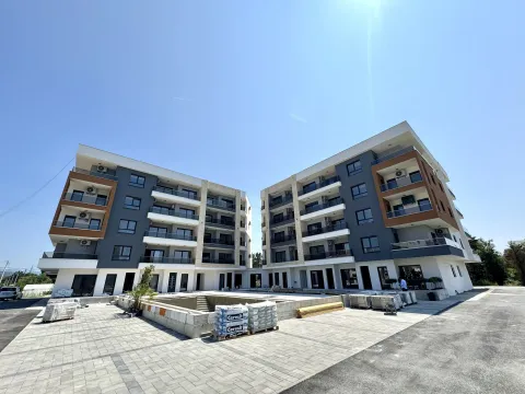 Prodaja, dvosoban stan, 65m², Ulcinj, Crna Gora - image 2