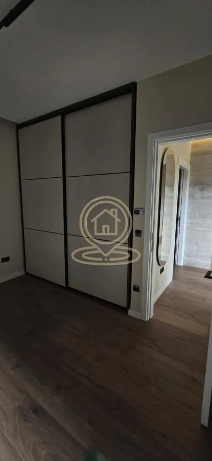 Izdavanje, trosoban stan, 83m², Olimp, Zvezdara Sve Podlokacije