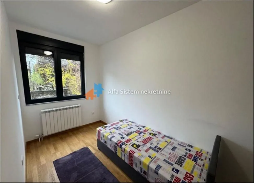 Rent, three bedroom apartment, 57m², Južni Bulevar, Vračar Sve Podlokacije