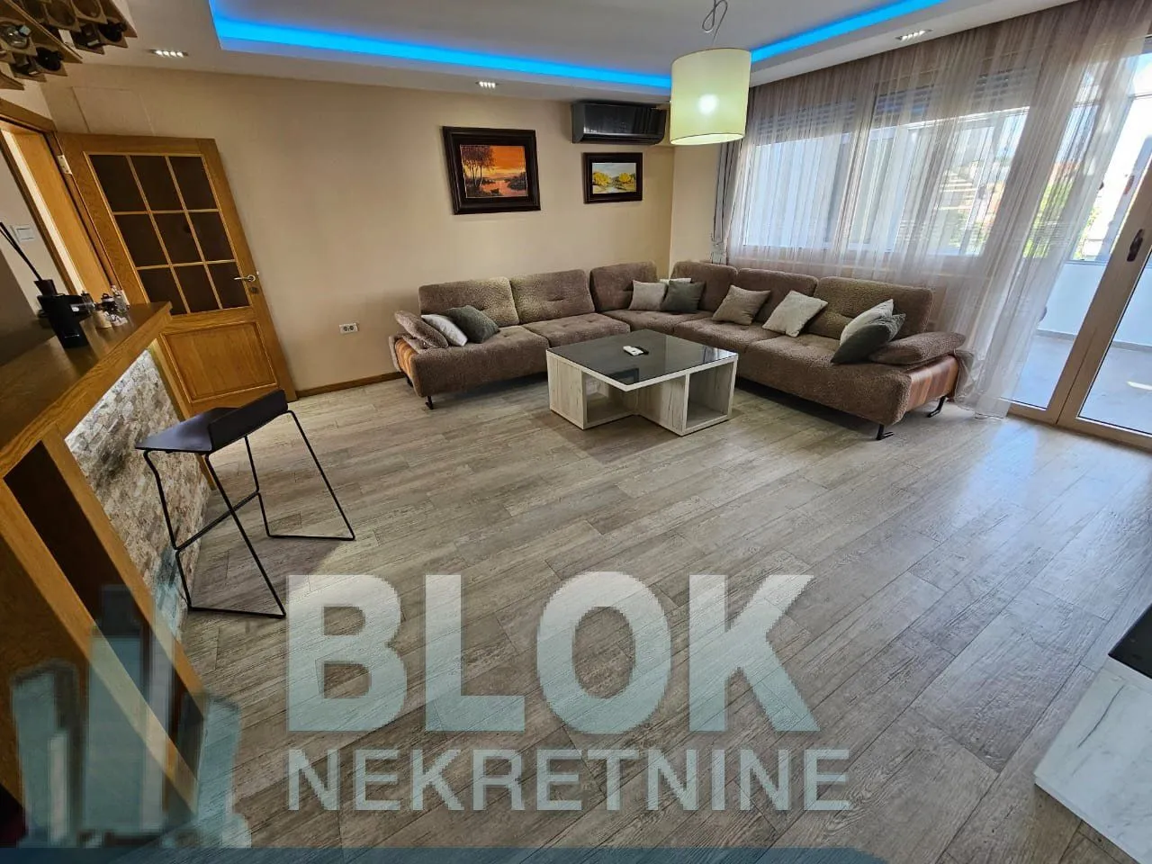 Izdavanje, trosoban stan, 155m², Zabjelo, Podgorica