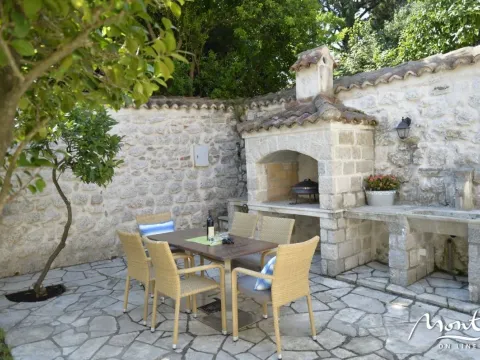 Prodaja, kuća, 222m², Prčanj, Kotor - image 9