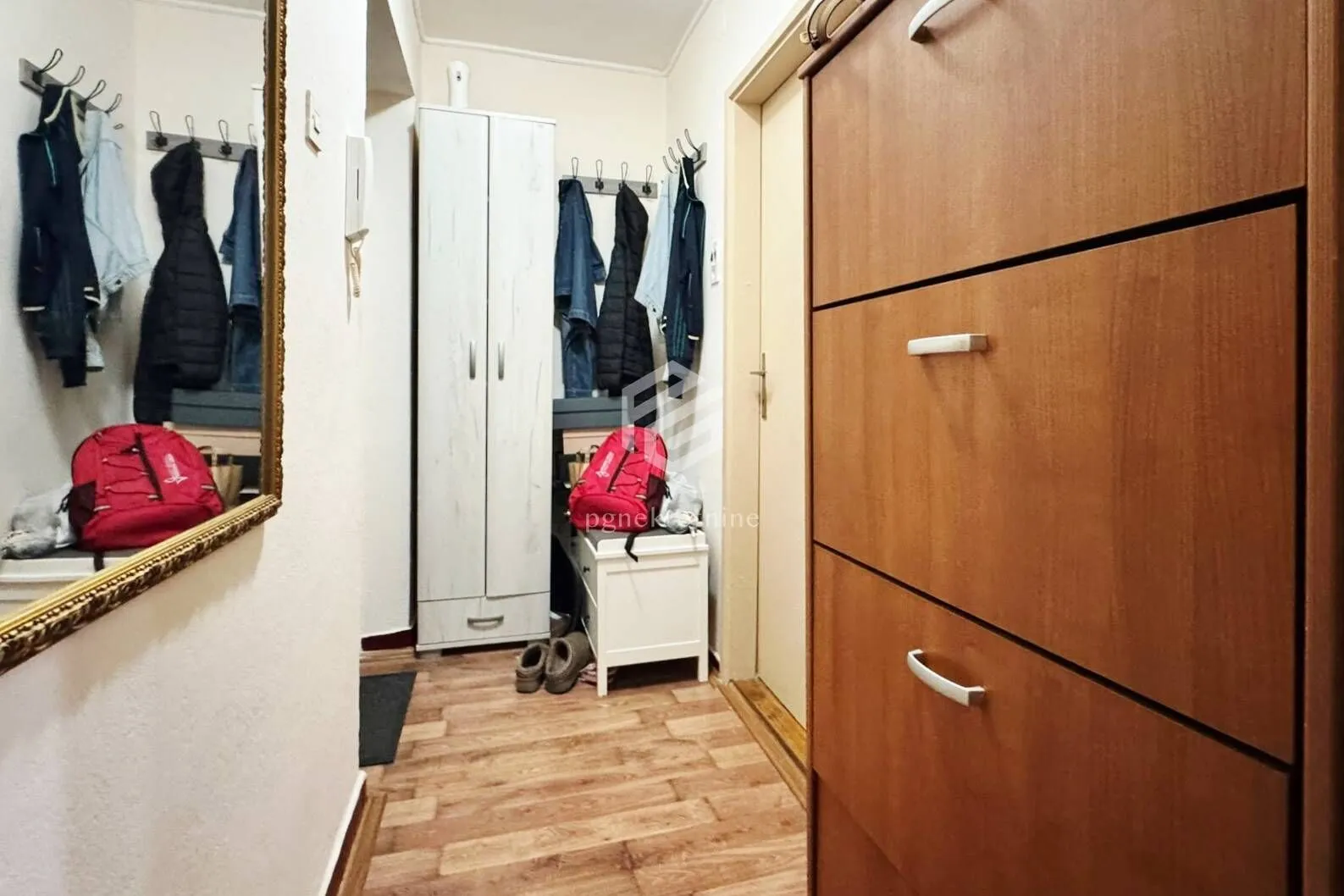 Prodaja, dvosoban stan, 77m², Centar, Podgorica