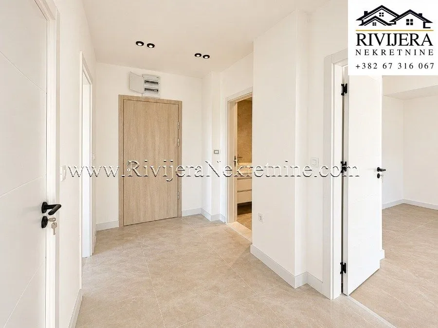 Prodaja, dvosoban stan, 76m², Tivat, Crna Gora