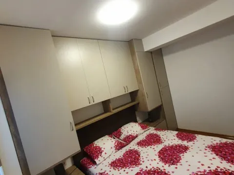 Rent, one bedroom apartment, 28m², Budva, Crna Gora - image 20