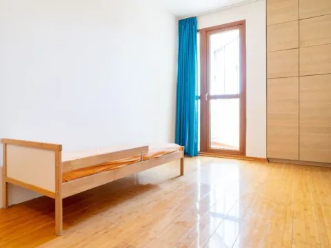 Rent, three bedroom apartment, 118m², Vezirov Most, Podgorica - image 5