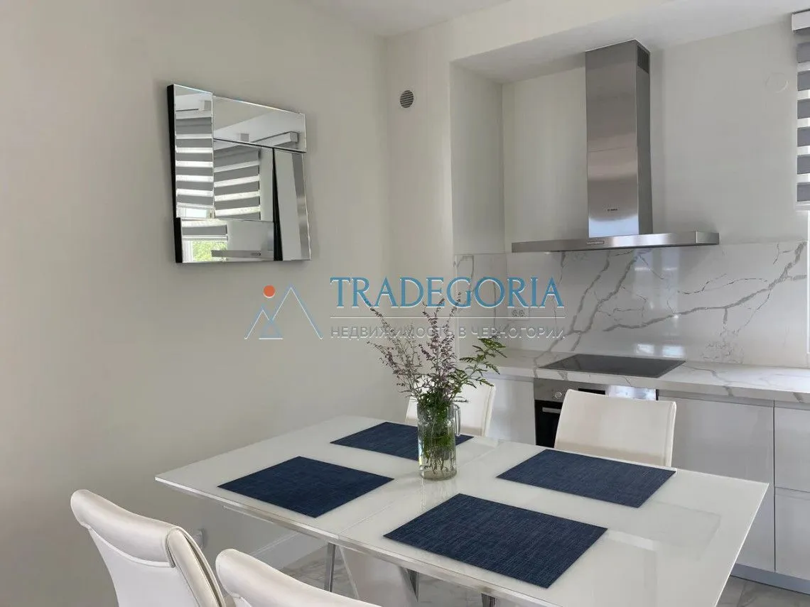 Prodaja, dvosoban stan, 151m², Đenovići, Herceg Novi