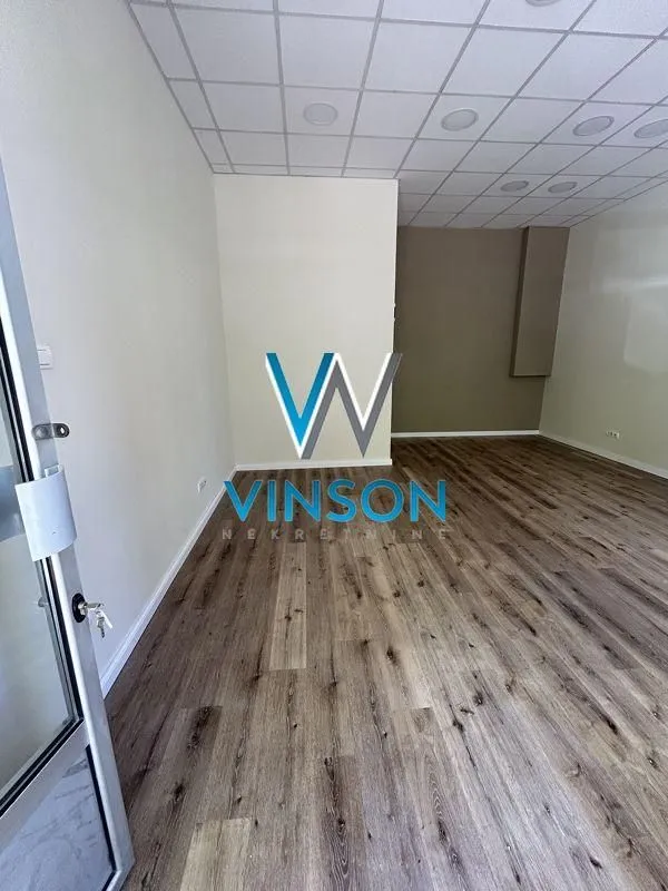 Rent, office space, 33m², Nova Detelinara, Novi Sad Sve Podlokacije