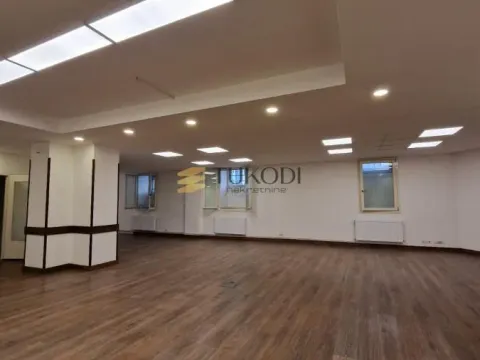 Sale, office space, 176m², Kosančićev Venac, Beograd - image 4