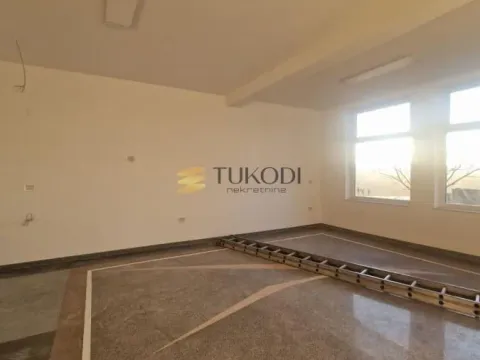 Prodaja, kuća, 550m², Sremska Kamenica, Petrovaradin - image 44
