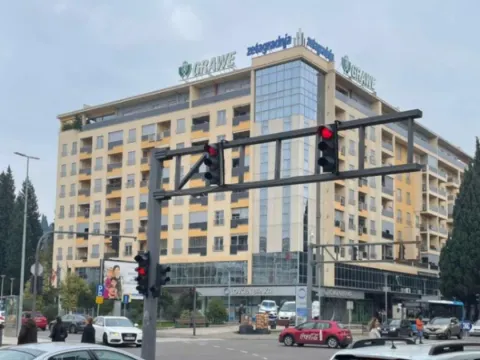 Izdavanje, jednosoban stan, 55m², Centar, Podgorica - image 4