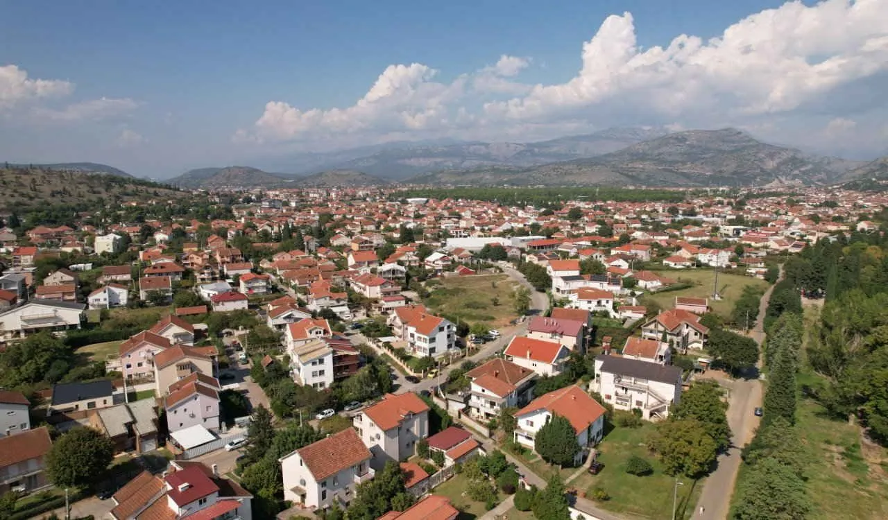Prodaja, kuća, 368m², Masline, Podgorica